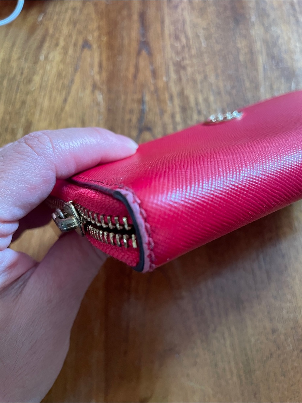 Tory Burch Pink Wallet - Picture 4 of 8